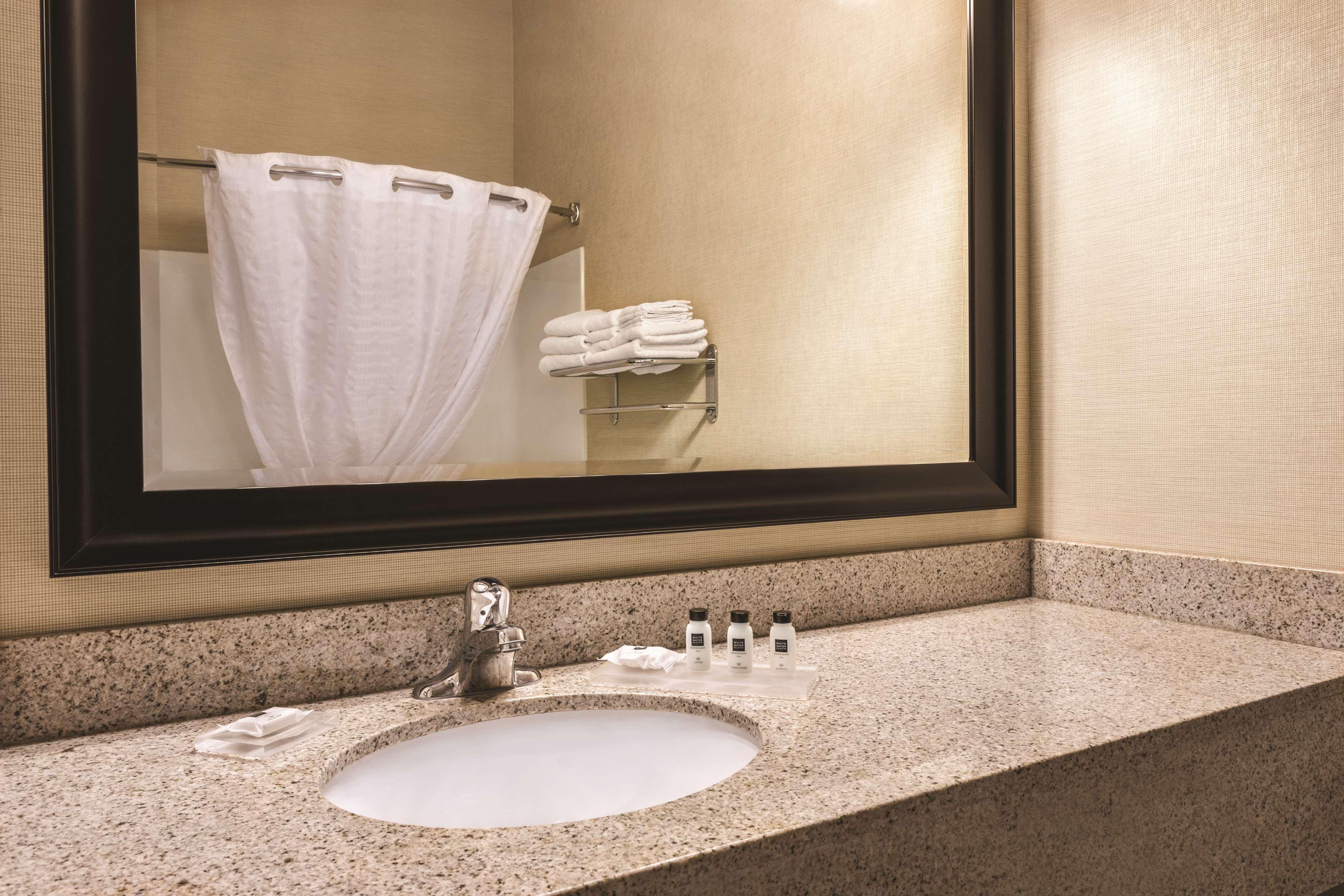 Country Inn & Suites By Radisson, Dakota Dunes, Sd Extérieur photo
